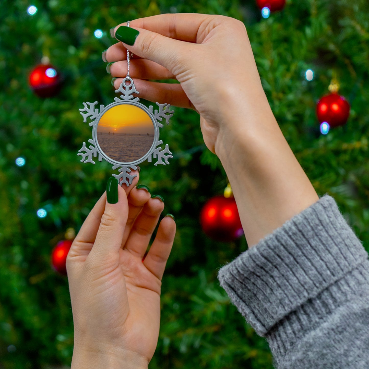 Blessing Pewter Snowflake Ornament Unique High-quality Pewter Ornaments with Picture