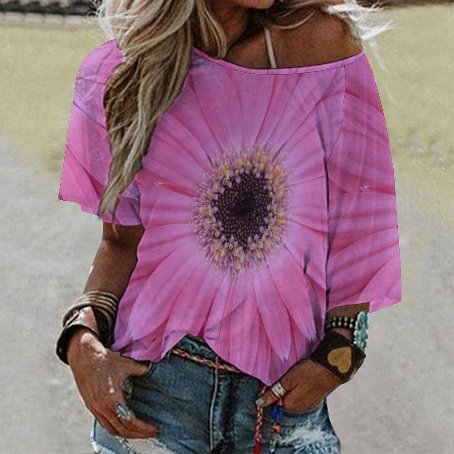 Pink Gerber Daisy Loose-Fit 3/4 Sleeve Boat Neck T-Shirt